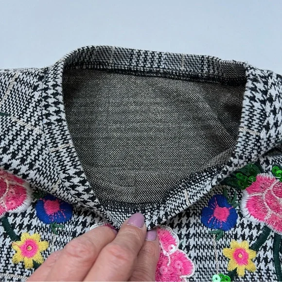 Zara Black and White Plaid Sheath Dress Short Sleeve Crew Neck Sequin Flowers - Picture 8 of 13